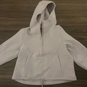 Lululemon sweatershirt